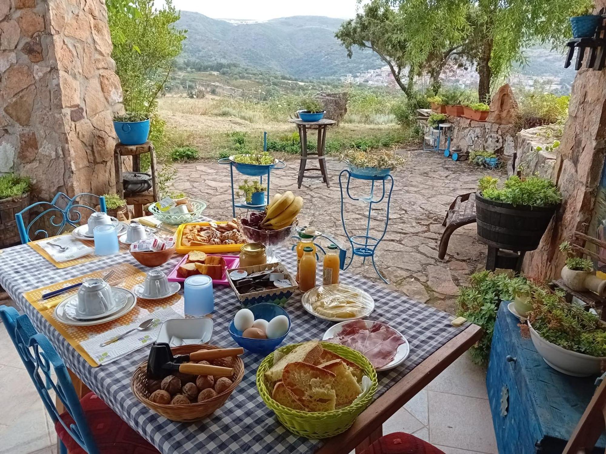 مبيت وإفطار Seùlo Lugori المظهر الخارجي الصورة